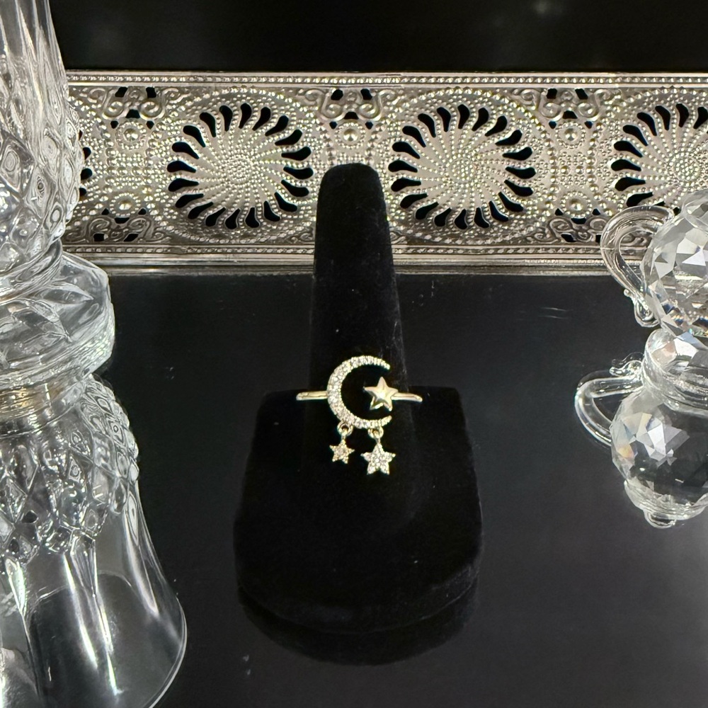 Moon and Star Ring - Picture 3 of 5